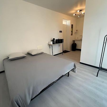 Studio B2 20M2 Cosy 5Min A Pied Des Gares Roanne Zewnętrze zdjęcie
